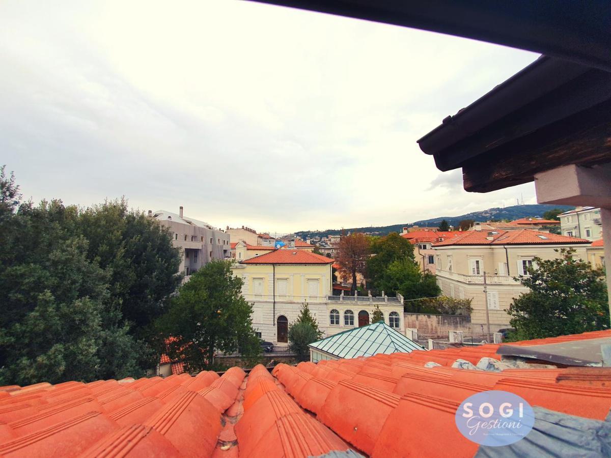 Villa Tullibec Trieste Bagian luar foto